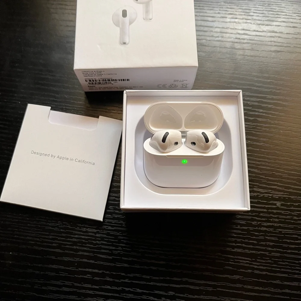 Apple AirPods Pro with White Charging Case
